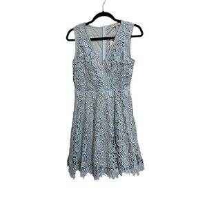 Amy Lynn Lace Overlay Dress Size M Light Blue New